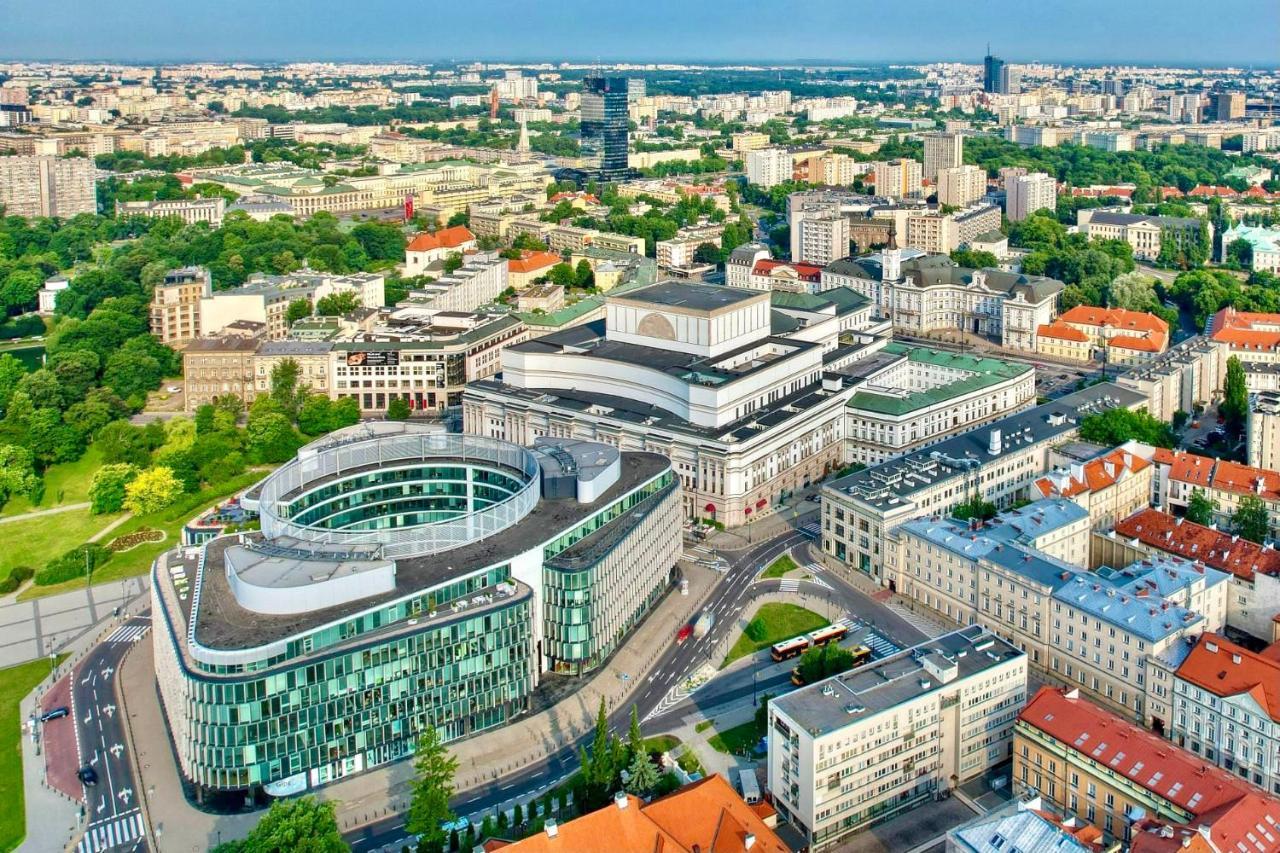 Apartment Raven Metro Fast Wifi 70'tv Netflix Hbomax Appletv